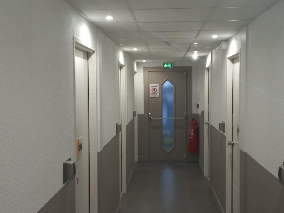 Premiere Classe Evry Sud - Mennecy Ormoy Eksteriør bilde